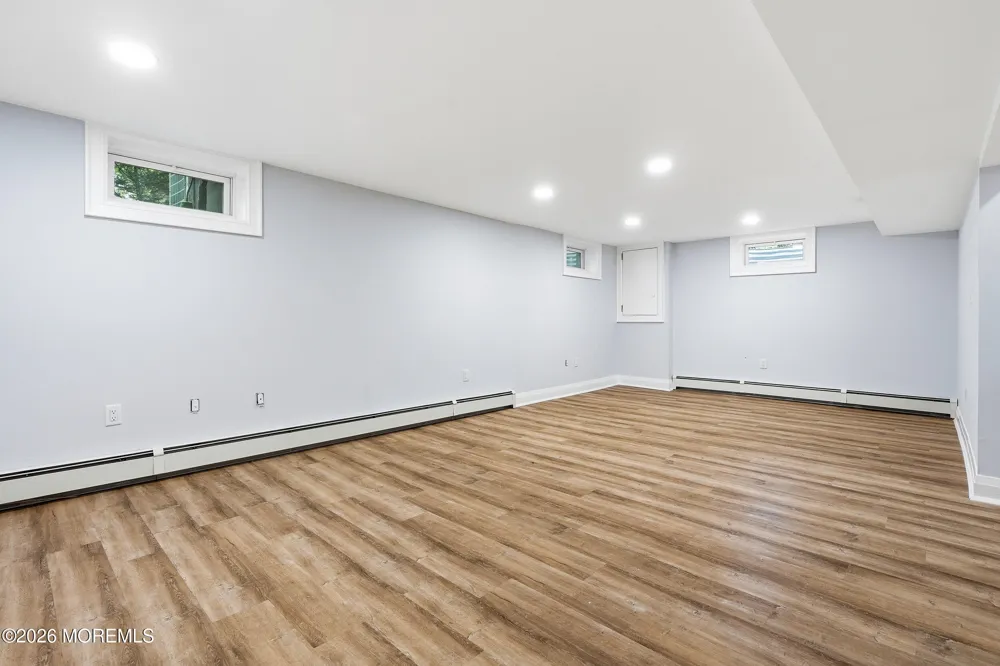 7 Pilgrim Hollow Road Ocean, NJ 07712