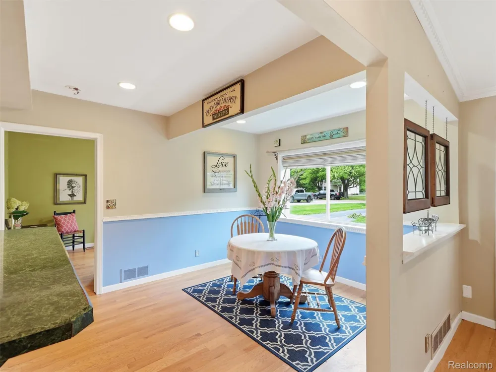 15525 Marilyn Avenue Northville Township, MI 48170