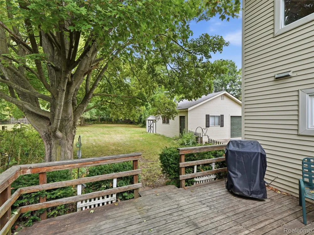15525 Marilyn Avenue Northville Township, MI 48170