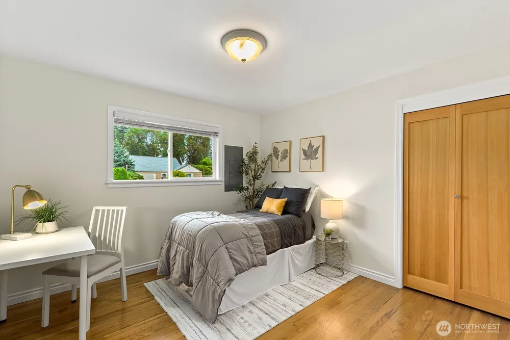 16026 16th Avenue SW Burien, WA 98166