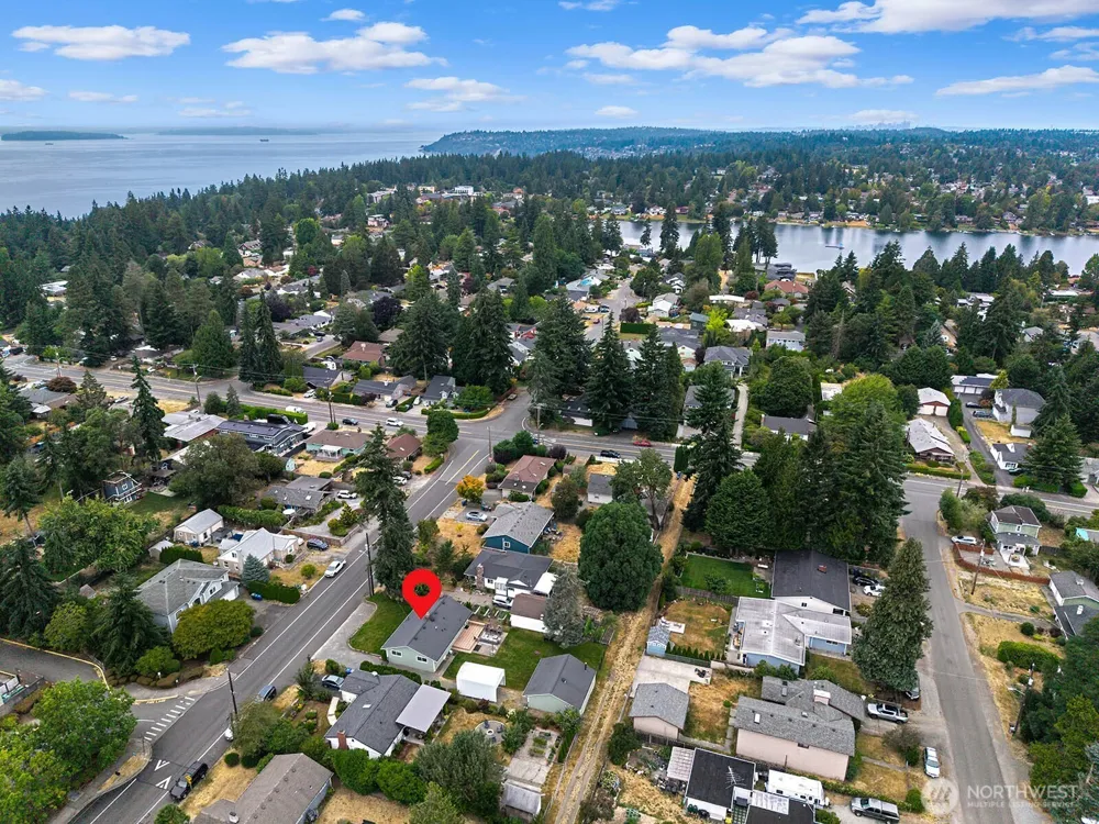 16026 16th Avenue SW Burien, WA 98166