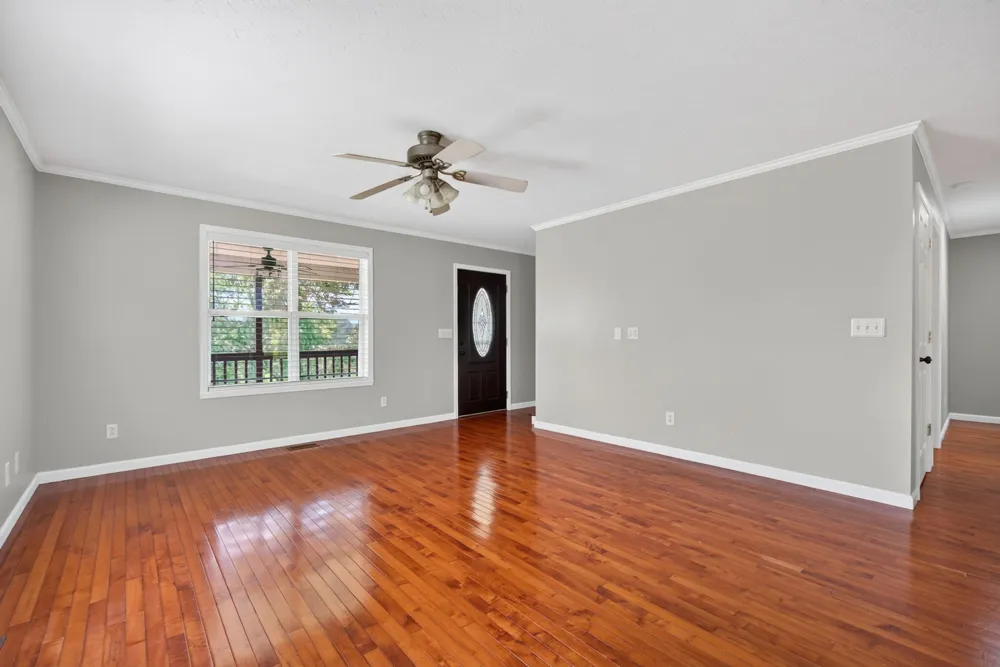 254 Sherwood Forest Rd Livingston, TN 38570