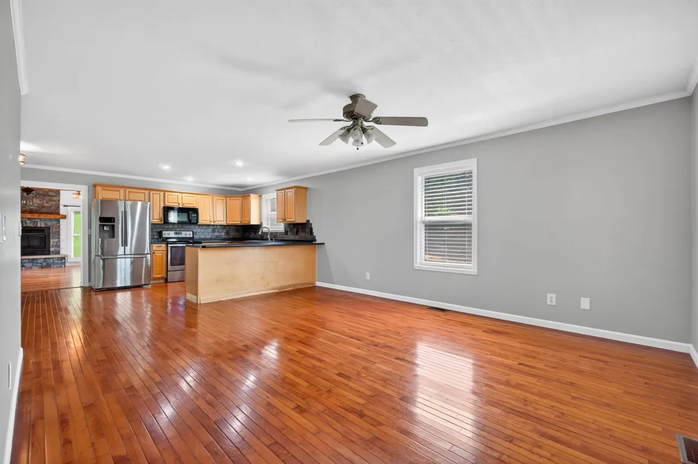 254 Sherwood Forest Rd Livingston, TN 38570