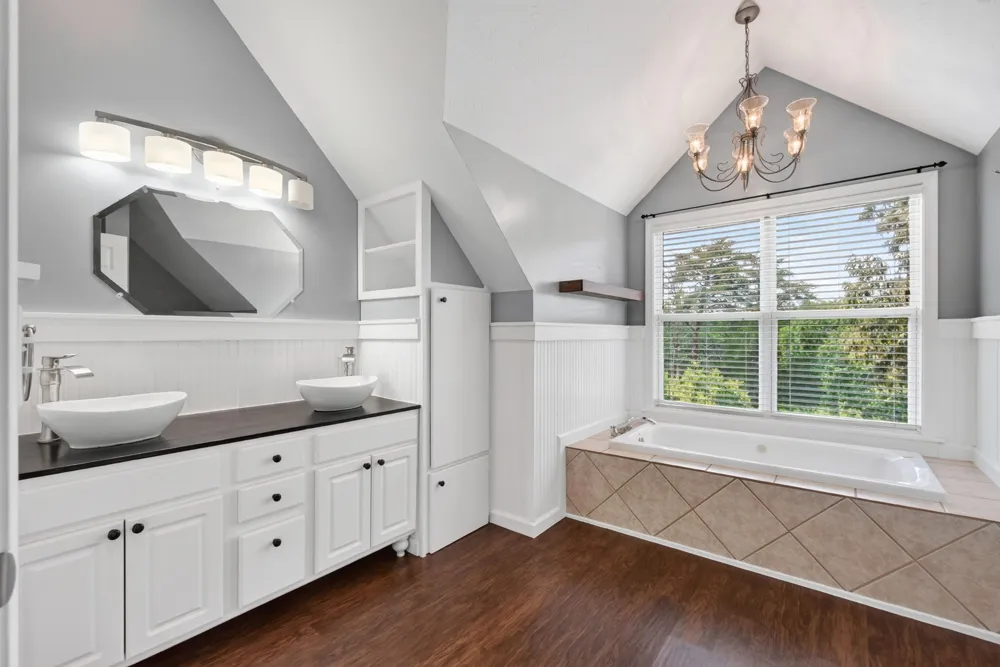 254 Sherwood Forest Rd Livingston, TN 38570
