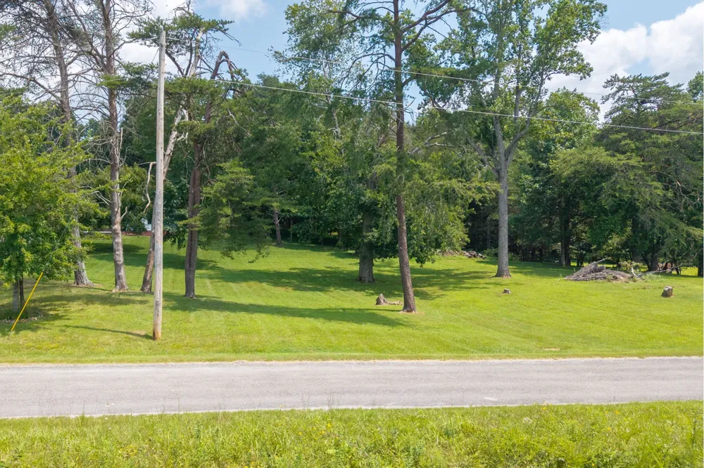 254 Sherwood Forest Rd Livingston, TN 38570
