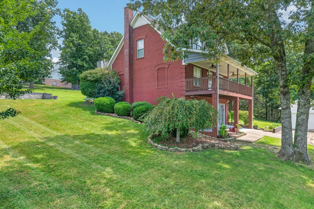 254 Sherwood Forest Rd Livingston, TN 38570