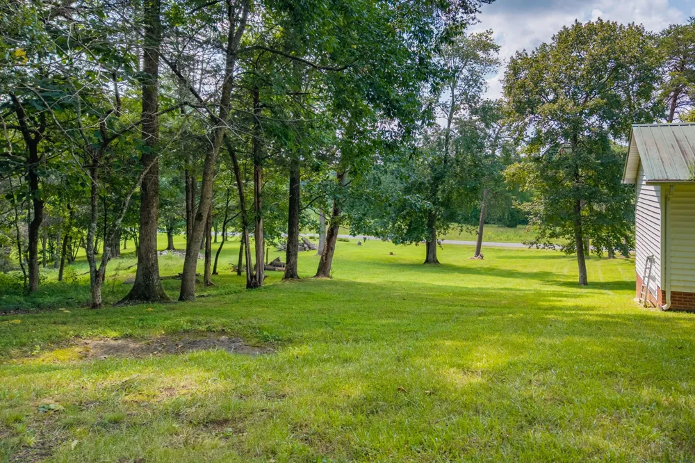 254 Sherwood Forest Rd Livingston, TN 38570
