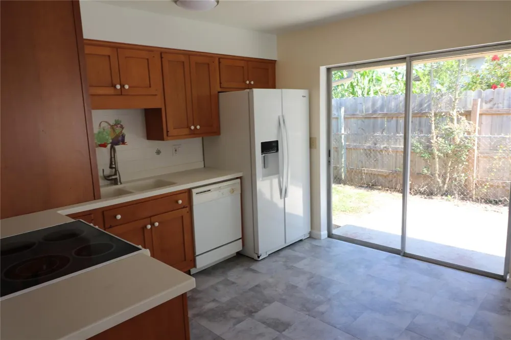 2620 HOWARD STREET Mulberry, FL 33860