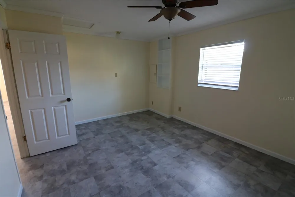 2620 HOWARD STREET Mulberry, FL 33860