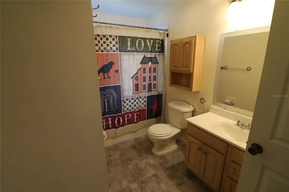 2620 HOWARD STREET Mulberry, FL 33860
