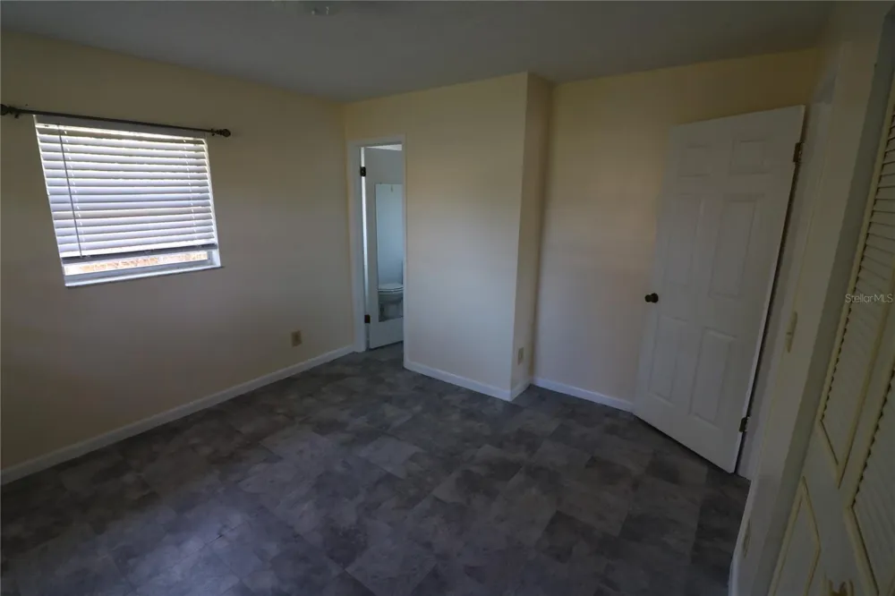 2620 HOWARD STREET Mulberry, FL 33860