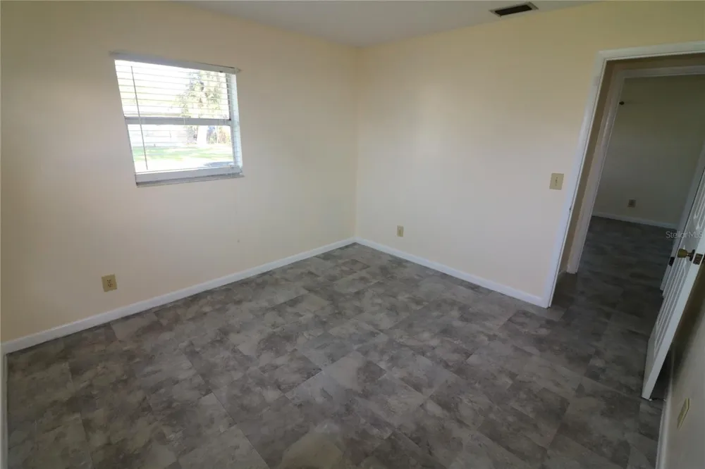 2620 HOWARD STREET Mulberry, FL 33860