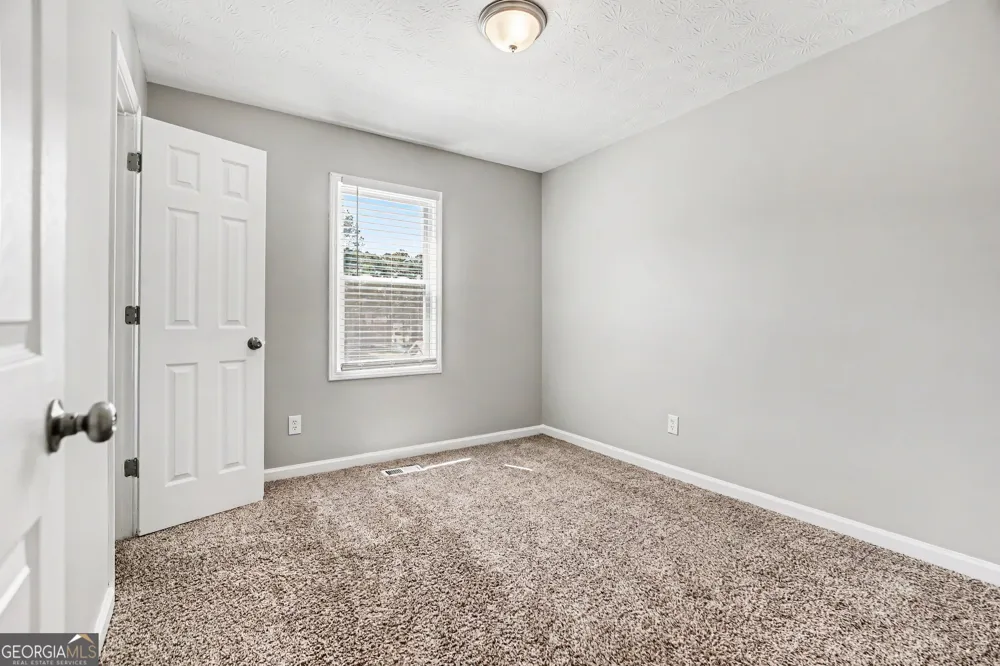 150 James CT Palmetto, GA 30268