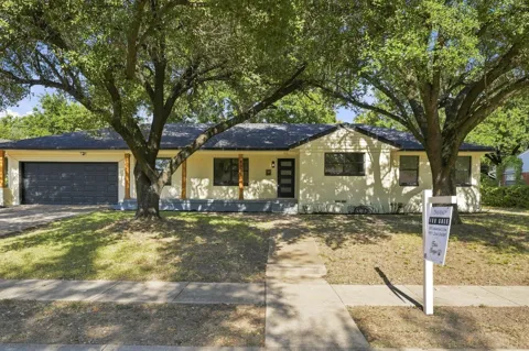802 Ranier Circle