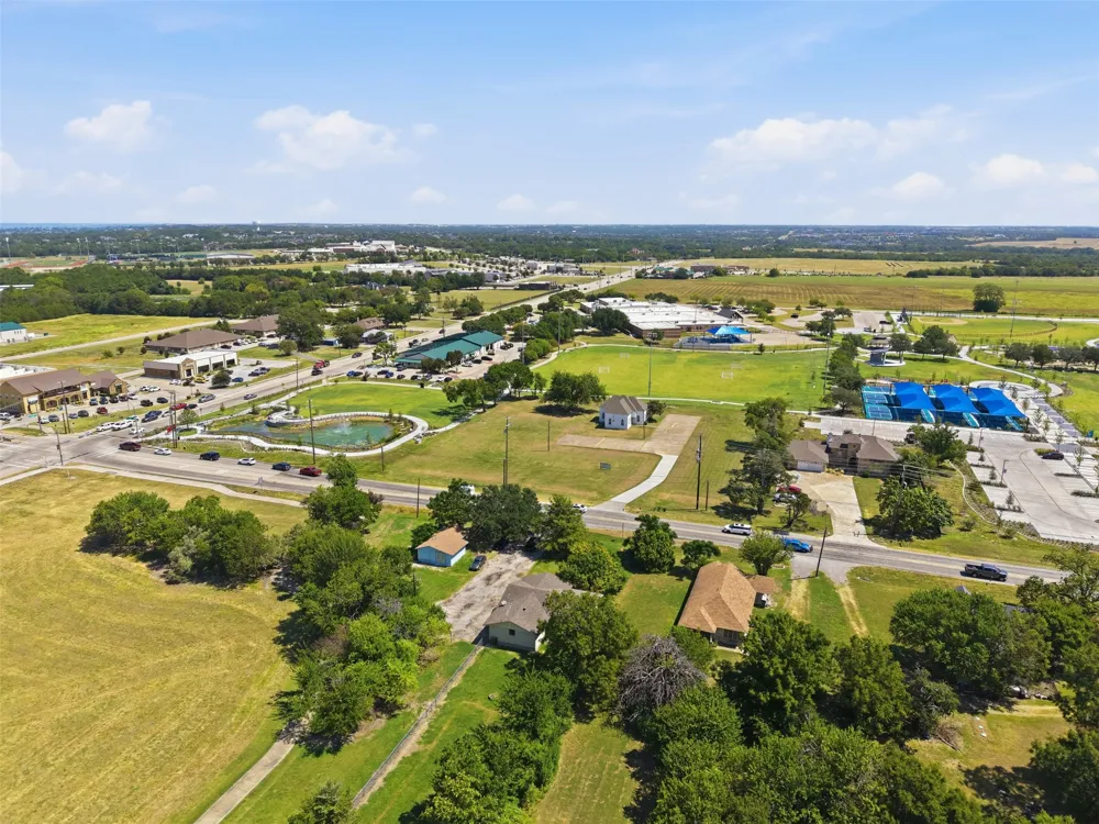 2471 Fm 740 Heath, TX 75032