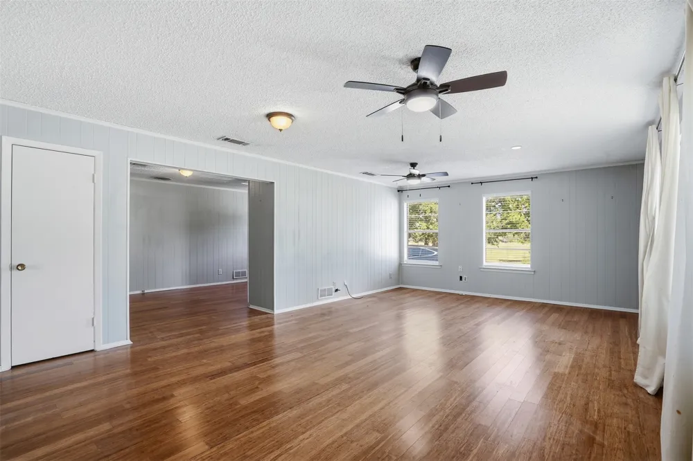 2471 Fm 740 Heath, TX 75032