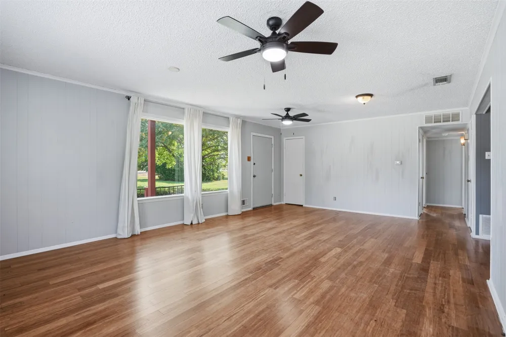 2471 Fm 740 Heath, TX 75032