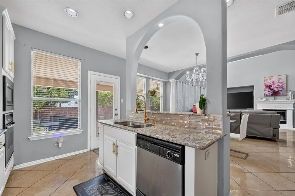 3312 Marymount Drive Denton, TX 76210