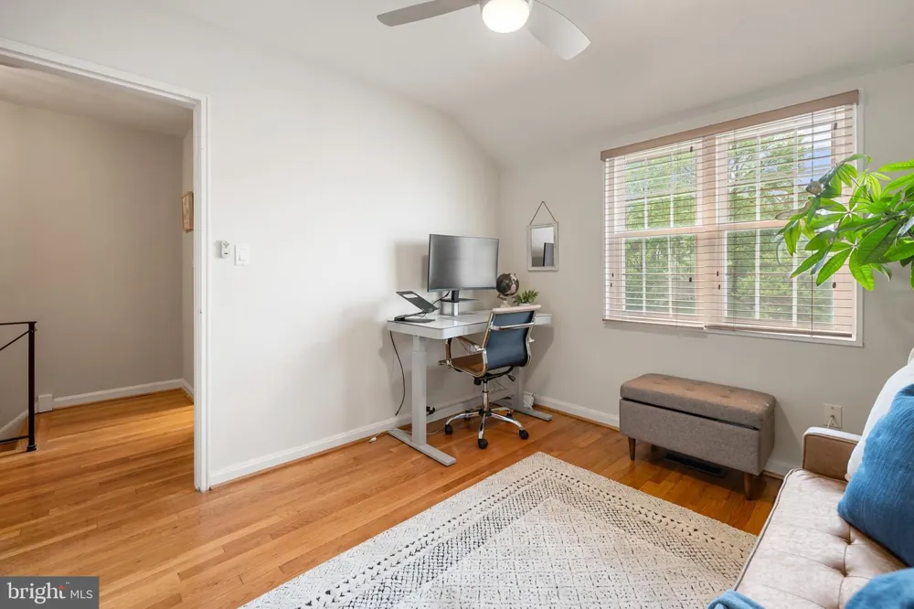 2312 DEARING STREET Alexandria, VA 22302