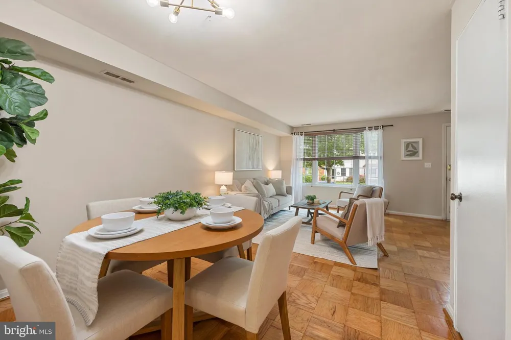 2312 DEARING STREET Alexandria, VA 22302