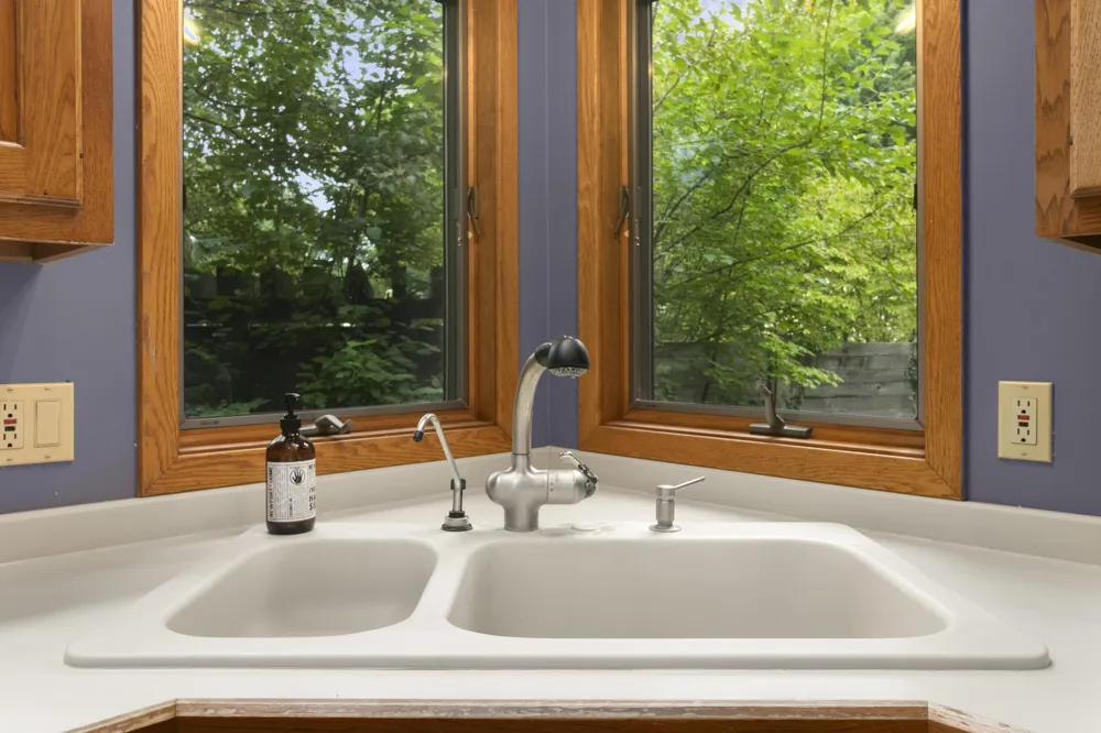 4282 Squire Heath Lane Portage, MI 49024