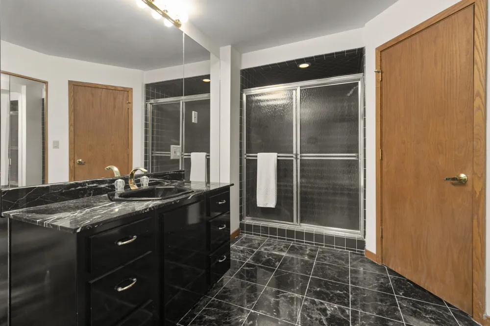 4282 Squire Heath Lane Portage, MI 49024