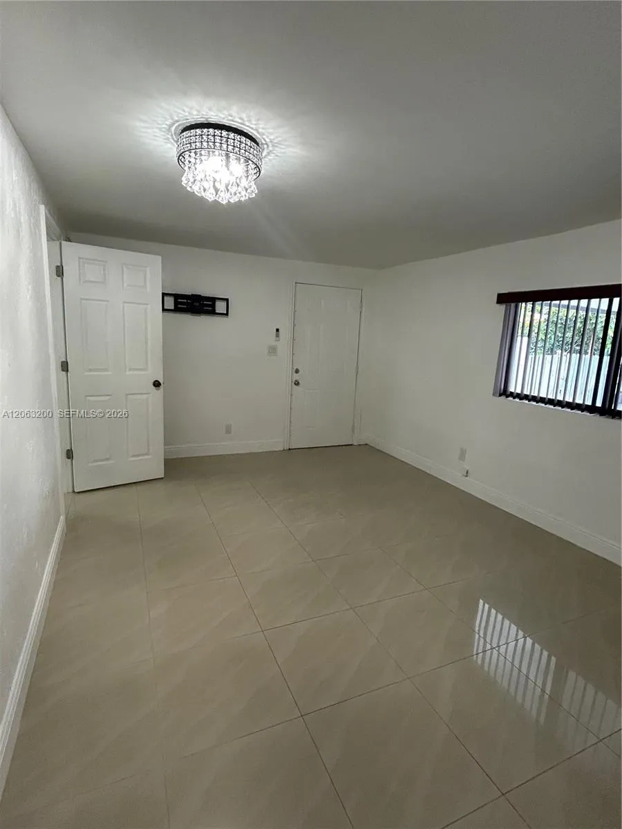 3760 NW 197th St #2 Miami Gardens, FL 33055