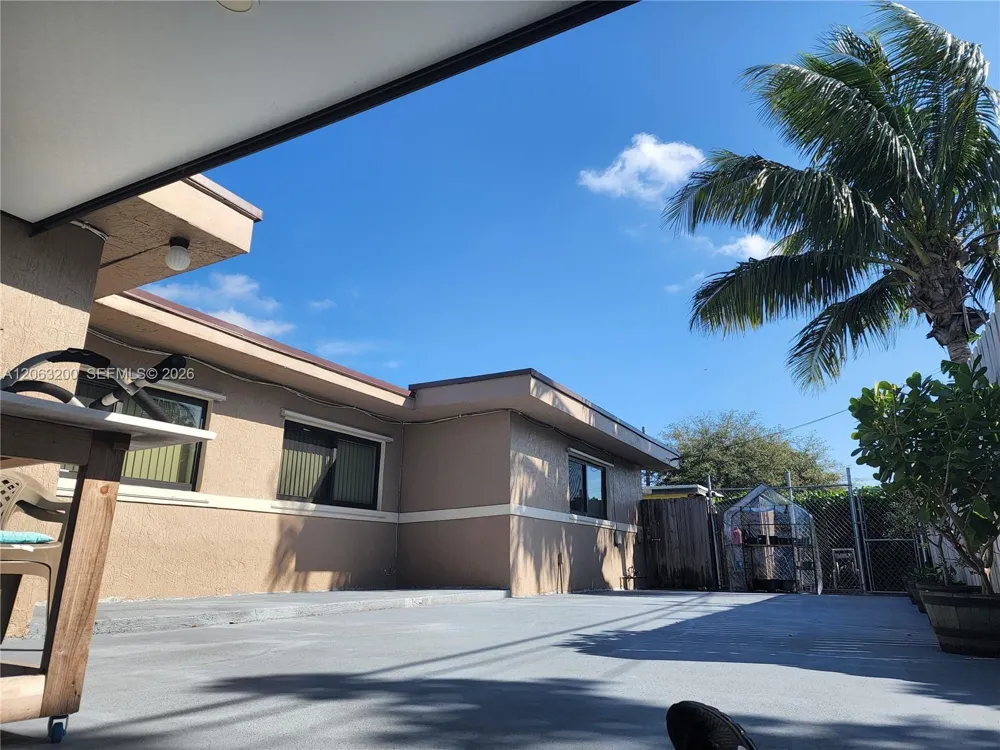 3760 NW 197th St #2 Miami Gardens, FL 33055
