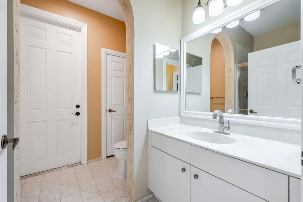 112 ISOLA CIRCLE Royal Palm Beach, FL 33411
