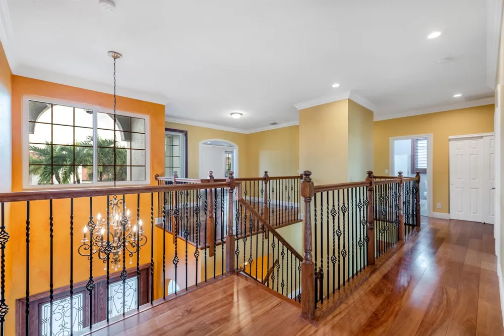 112 ISOLA CIRCLE Royal Palm Beach, FL 33411