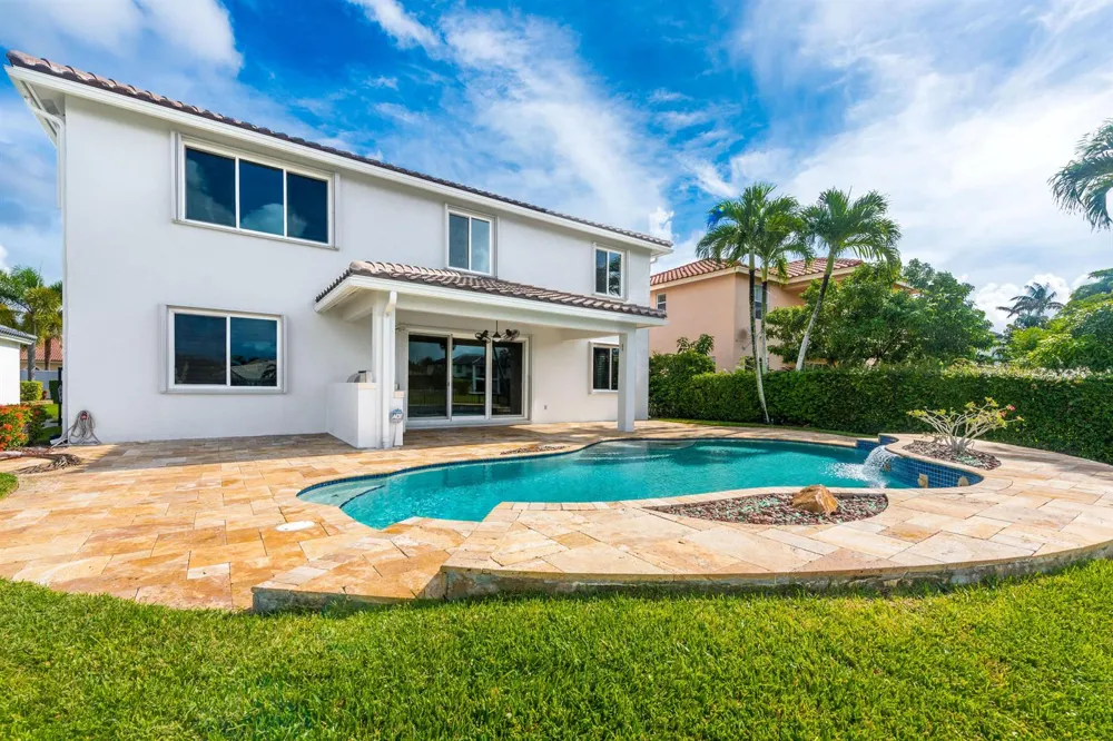 112 ISOLA CIRCLE Royal Palm Beach, FL 33411