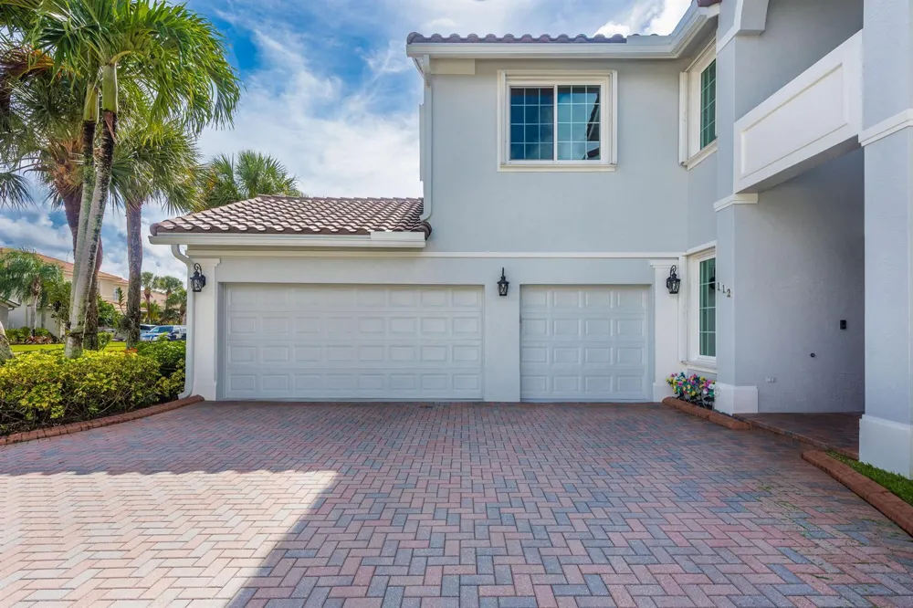 112 ISOLA CIRCLE Royal Palm Beach, FL 33411
