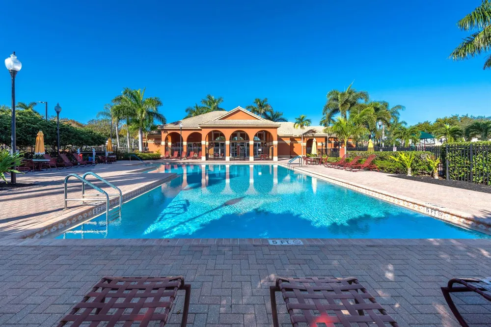 112 ISOLA CIRCLE Royal Palm Beach, FL 33411