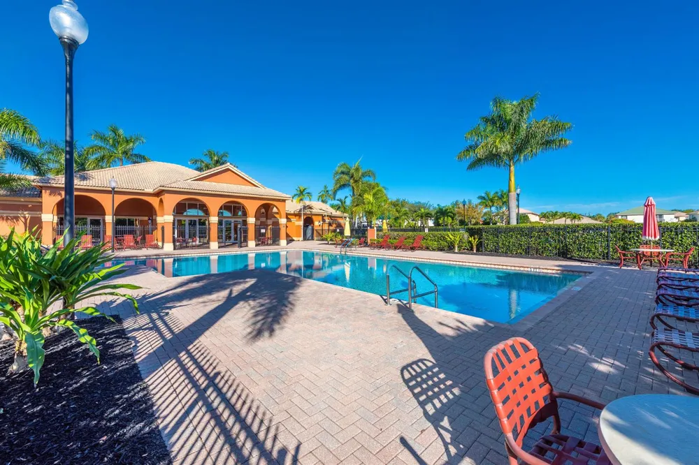 112 ISOLA CIRCLE Royal Palm Beach, FL 33411