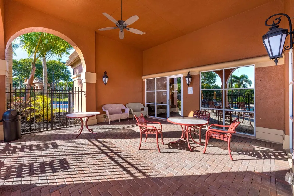 112 ISOLA CIRCLE Royal Palm Beach, FL 33411