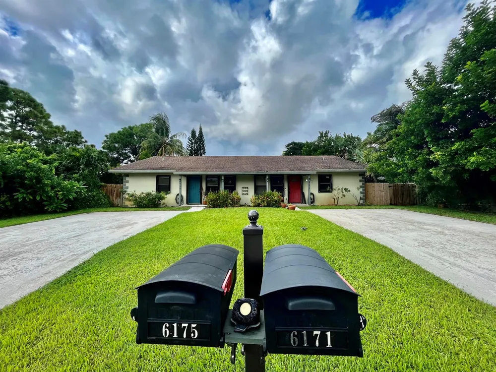 6171 ROGER STREET Jupiter, FL 33458