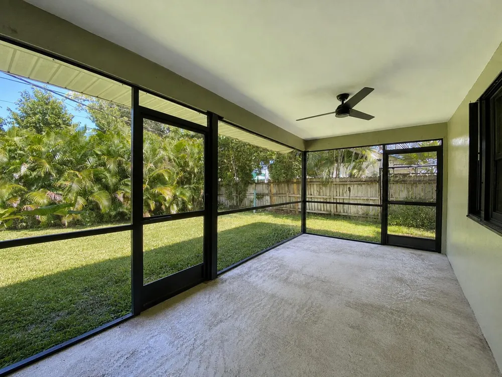 6171 ROGER STREET Jupiter, FL 33458