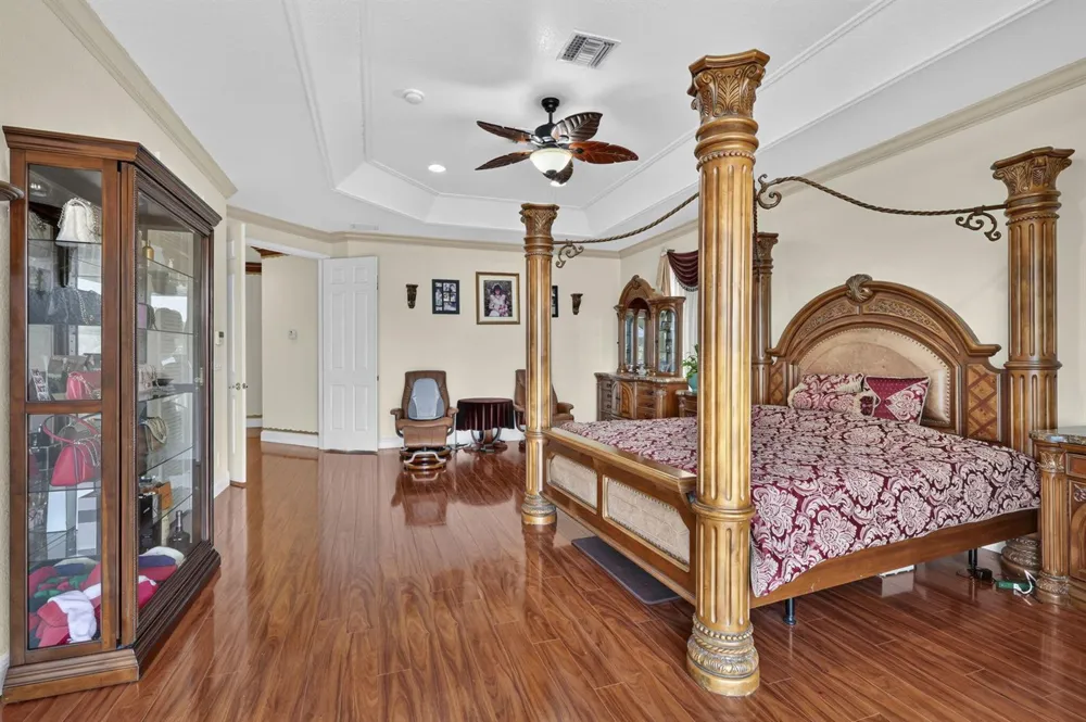 120 ISOLA CIRCLE Royal Palm Beach, FL 33411