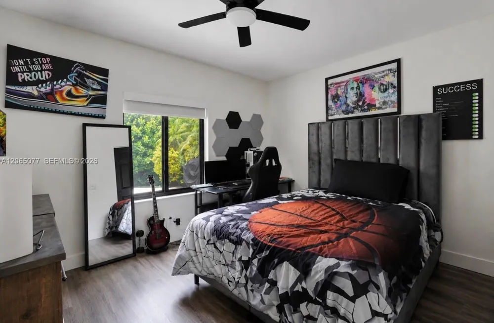 14298 NW 23rd St Pembroke Pines, FL 33028