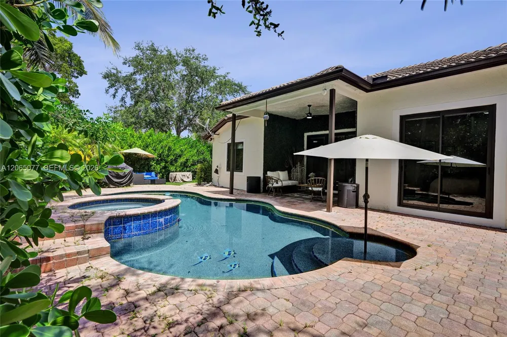 14298 NW 23rd St Pembroke Pines, FL 33028
