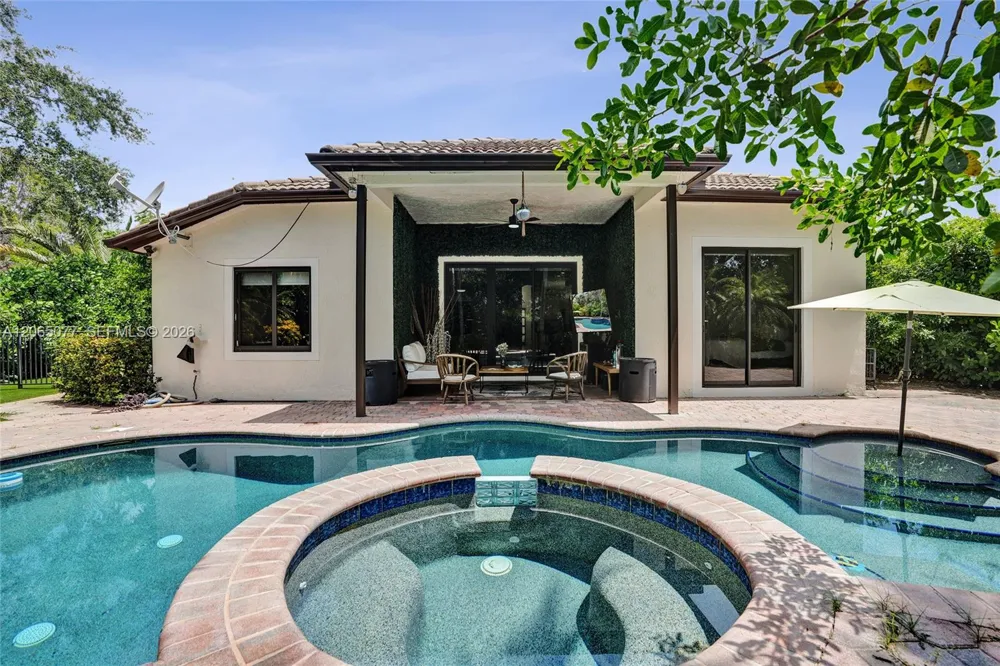 14298 NW 23rd St Pembroke Pines, FL 33028