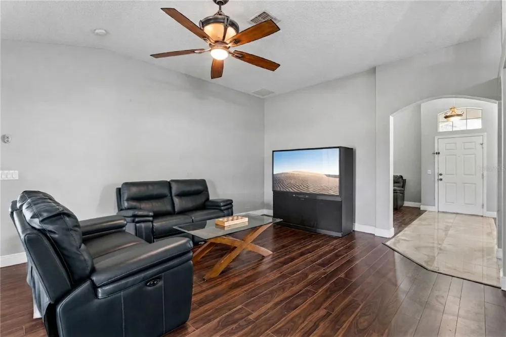 1272 BRAMLEY LANE Deland, FL 32720