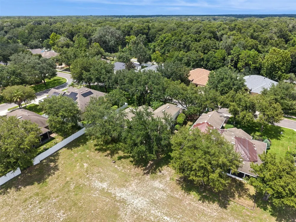 1272 BRAMLEY LANE Deland, FL 32720