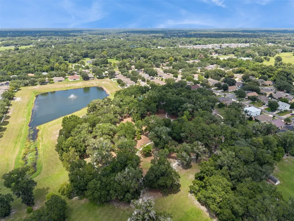 1272 BRAMLEY LANE Deland, FL 32720