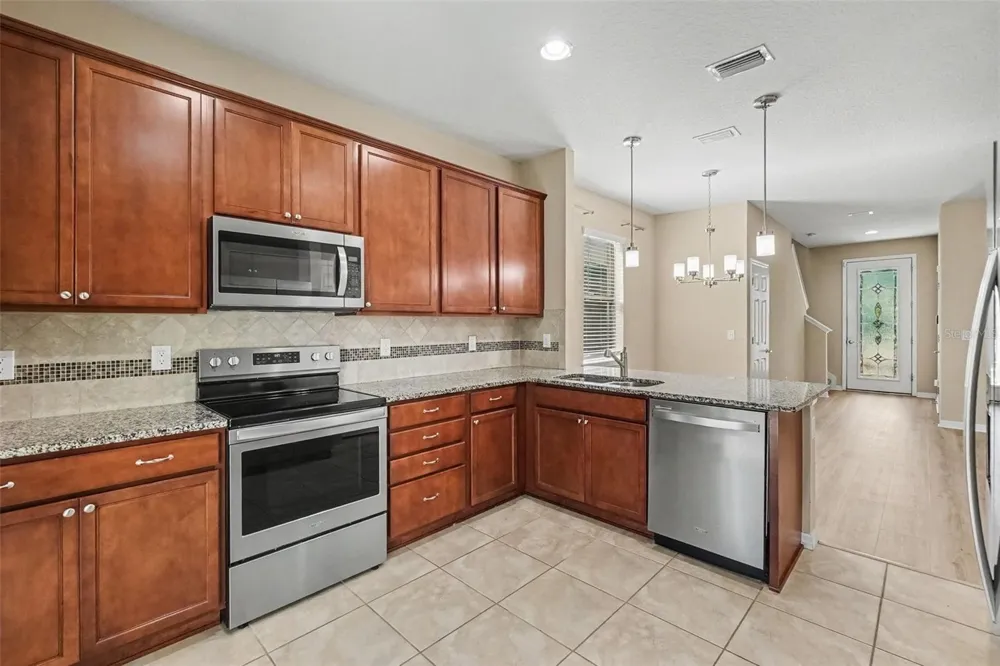 5117 LEVANA STREET Palmetto, FL 34221