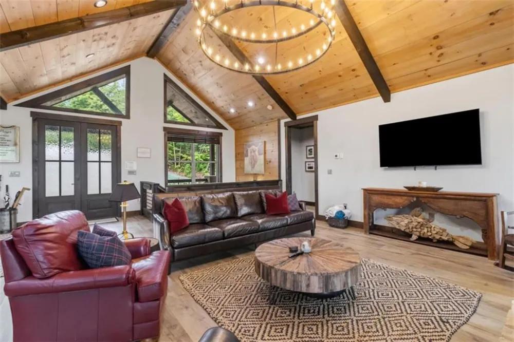 254 Leatherwood Mountain Road Ellijay, GA 30540