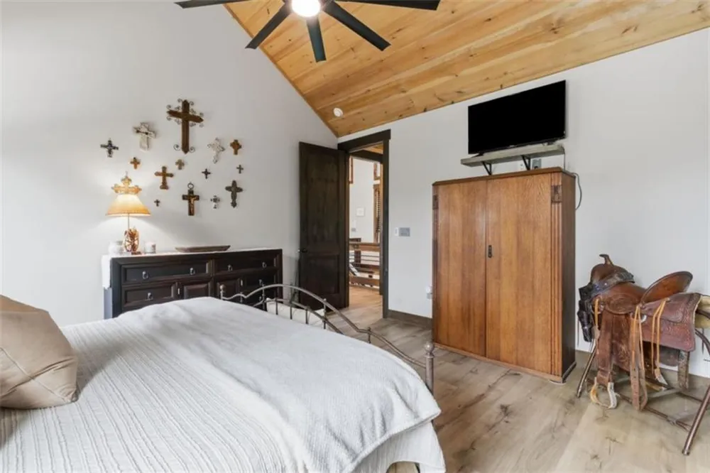 254 Leatherwood Mountain Road Ellijay, GA 30540