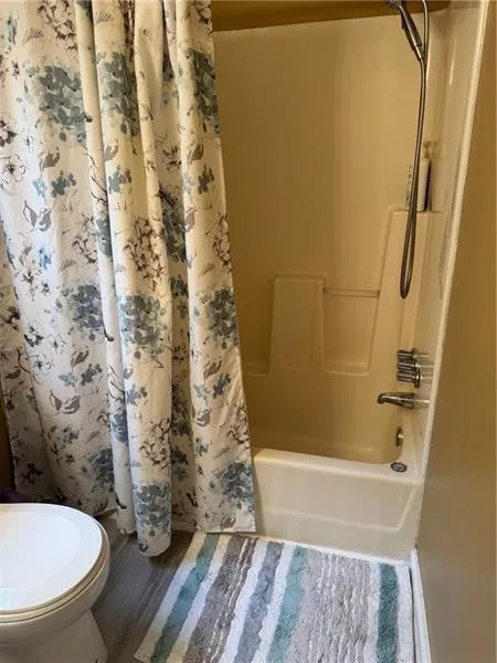 2578 Shadowbrook Drive Decatur, GA 30034