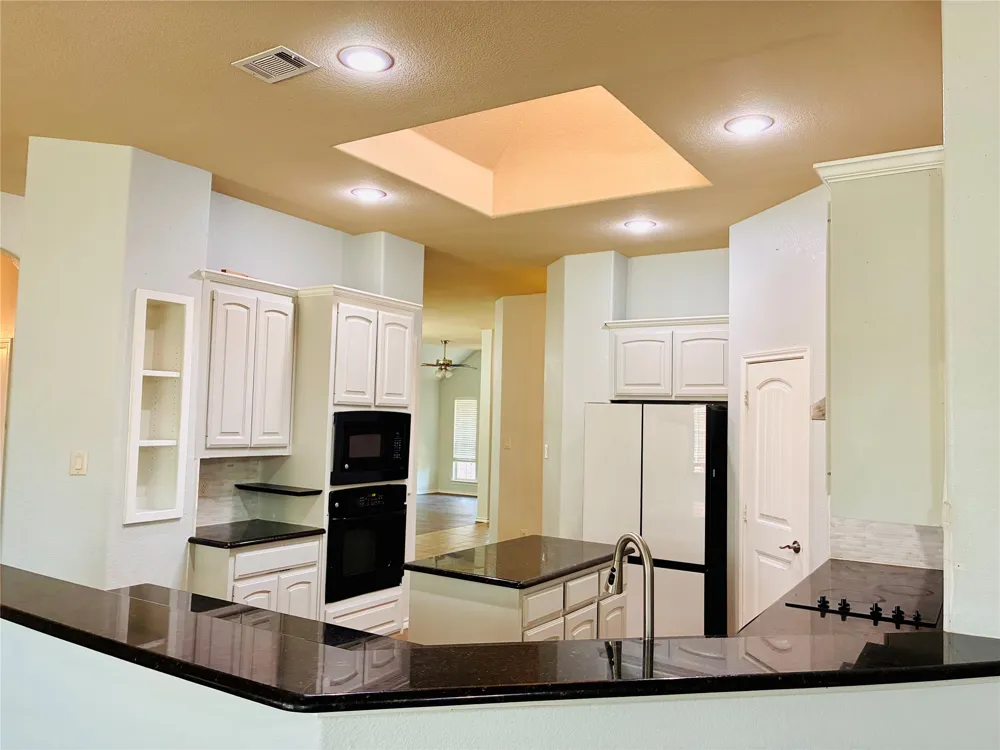 2229 Caroline Drive Weatherford, TX 76087
