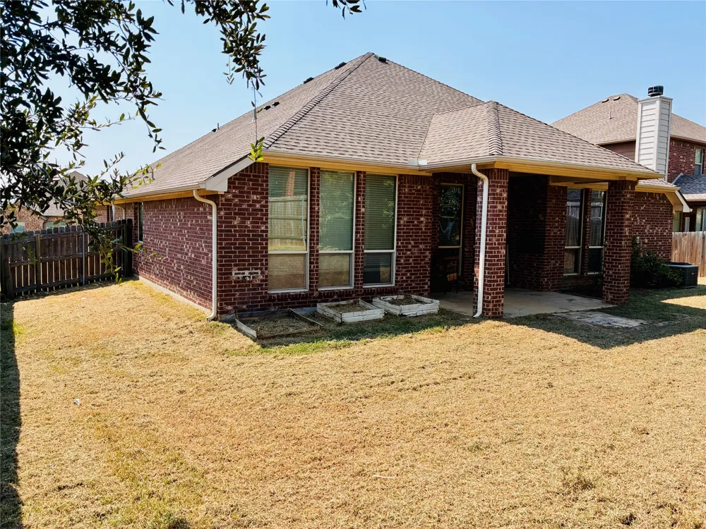 2229 Caroline Drive Weatherford, TX 76087